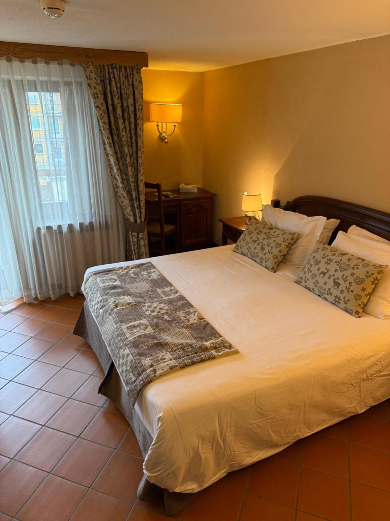 Hotel Jumeaux Breuil-Cervinia Ngoại thất bức ảnh